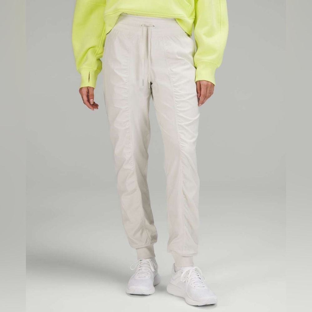 Lululemon Dance Studio Mid-Rise Jogger *Lined 28” - Bone SZ 6